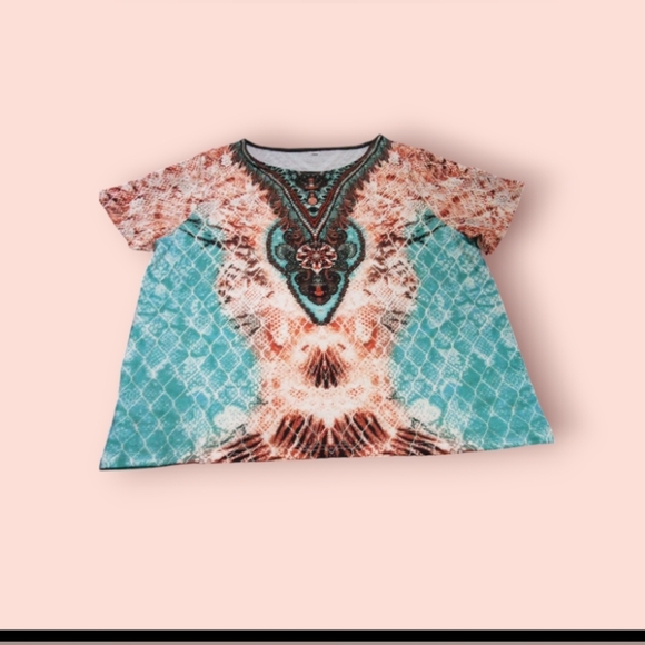 NWOT Plus Size 2XL Ethnic Print Top , Casual Crew Neck Short Sleeve Top - Picture 1 of 2